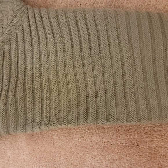 Women's 100% Polyester Sweater - Picture 4 of 4